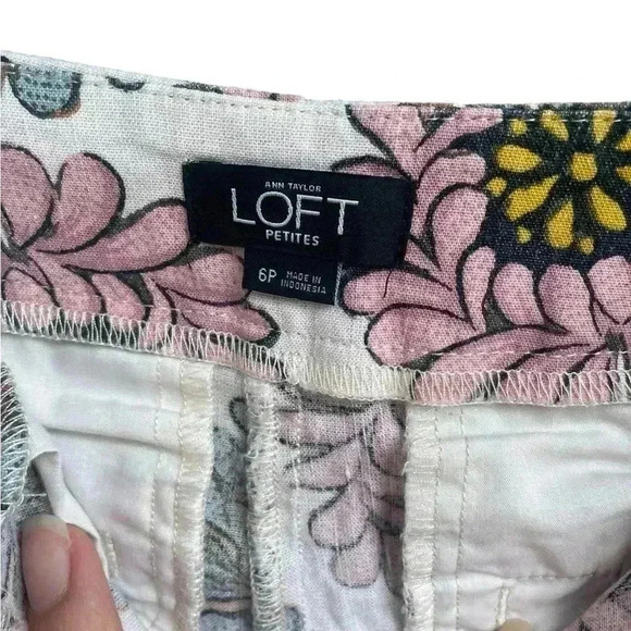 Ann Taylor Loft women’s floral linen shorts cream pink green 6P removable belt - Picture 4 of 8
